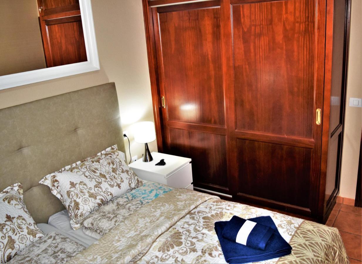 Victoria Family Apartman Tenerife Costa Del Silencio Exterior photo