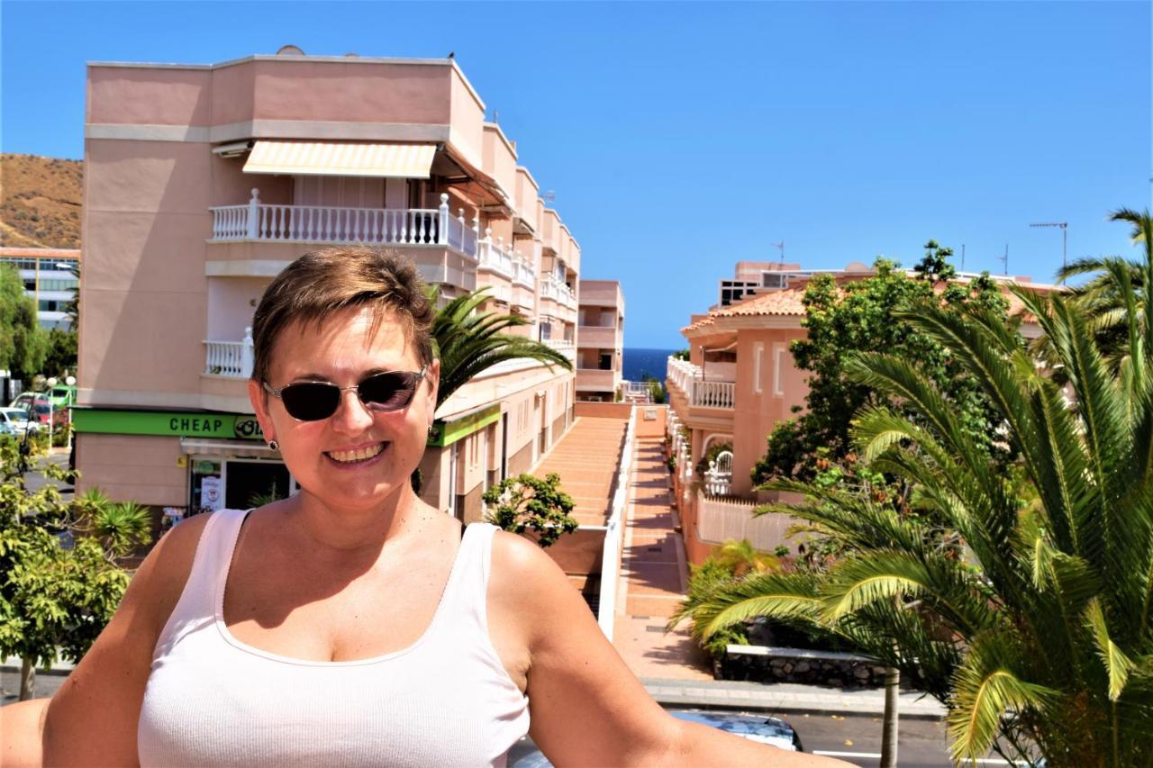 Victoria Family Apartman Tenerife Costa Del Silencio Exterior photo